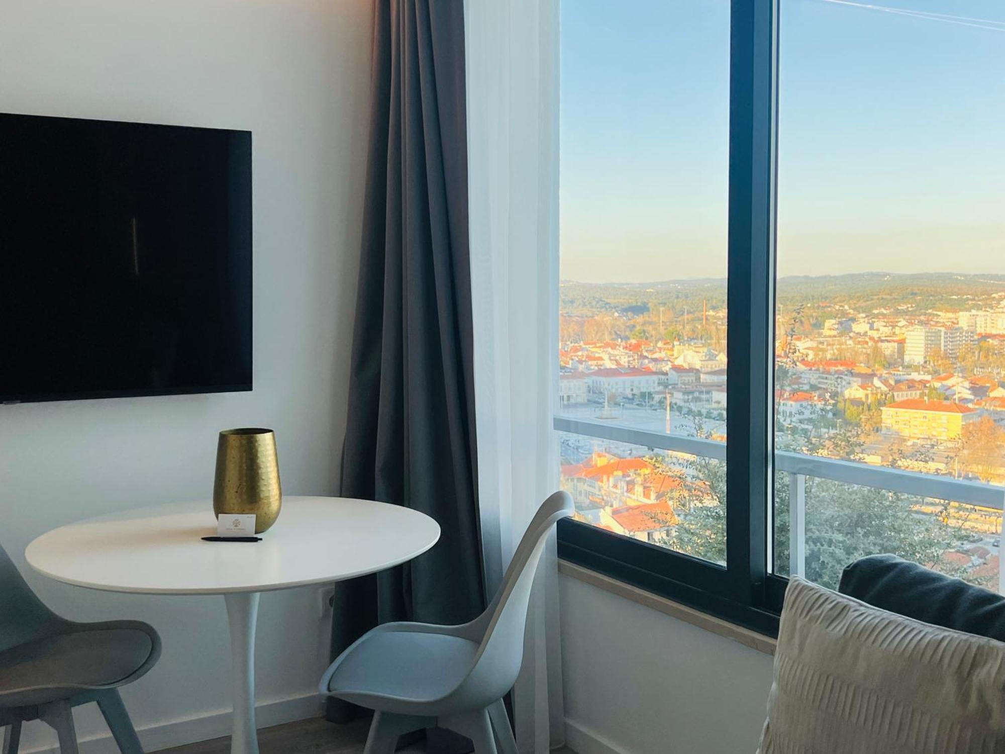 Vila Pombal Tomar Apartments - Pool & City Views Екстер'єр фото